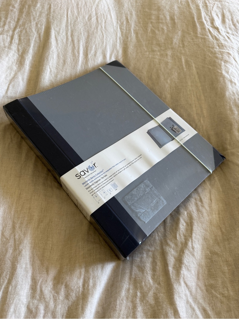 NWT Savor Document Organizer Folio in Slate Gray